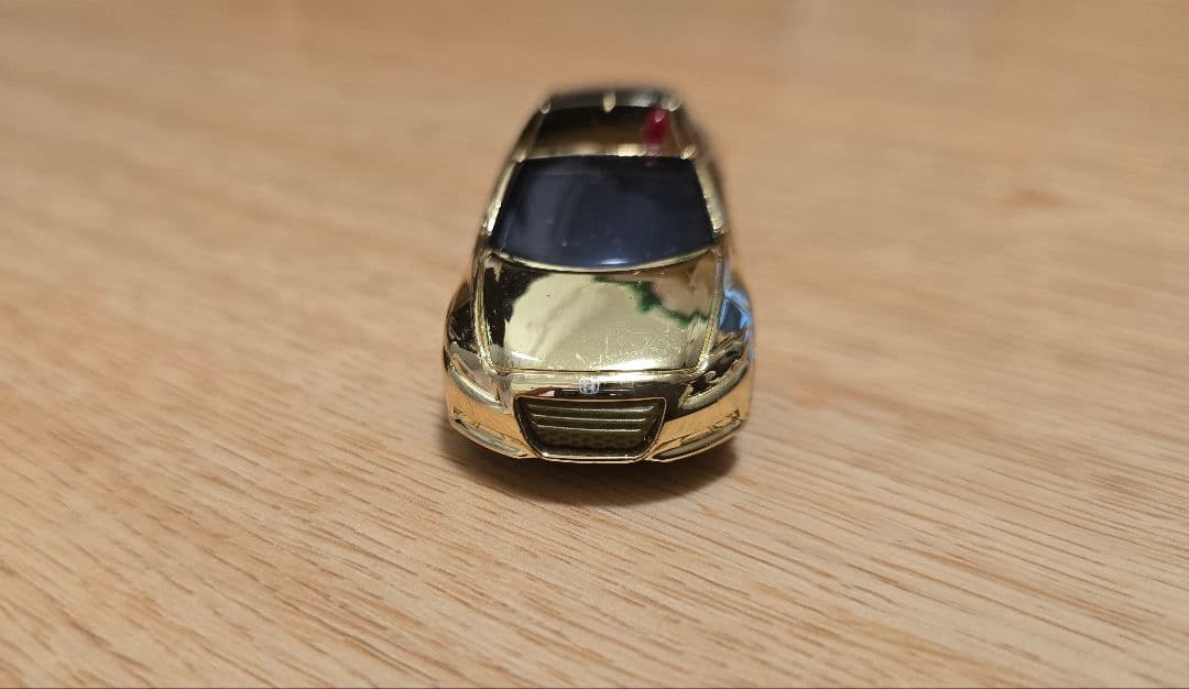 トミカ　ホンダ CR-Z 覆面パトロールカー 金メッキバージョン — image 2