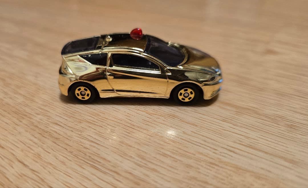 トミカ　ホンダ CR-Z 覆面パトロールカー 金メッキバージョン — image 4