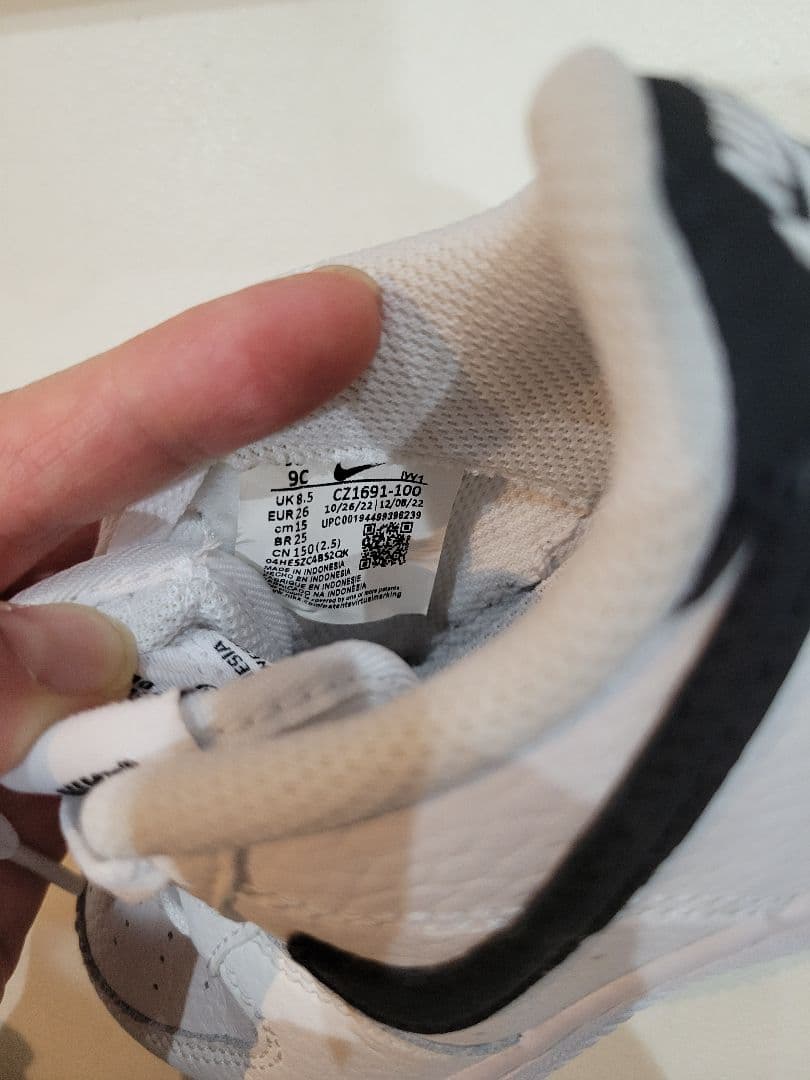 試着のみの新品　NIKE FORCE 1 15cm — image 3