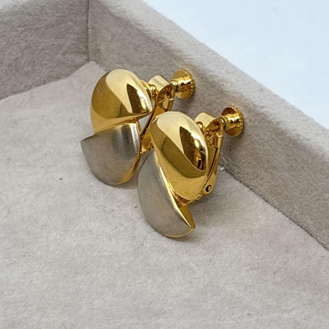 Pierre Cardin ピエールカルダン ゴールドカラー イヤリング — image 2