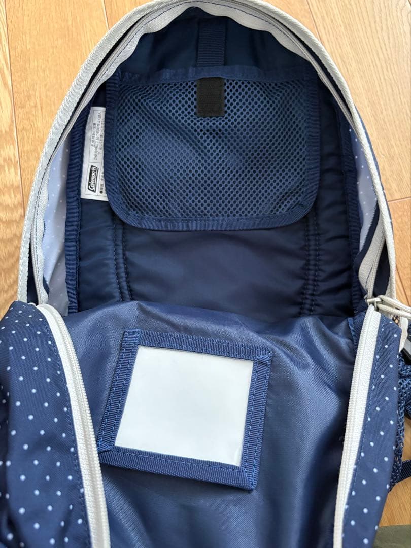 匿名発送　Coleman キッズサイズリュック　ネイビードット — image 4