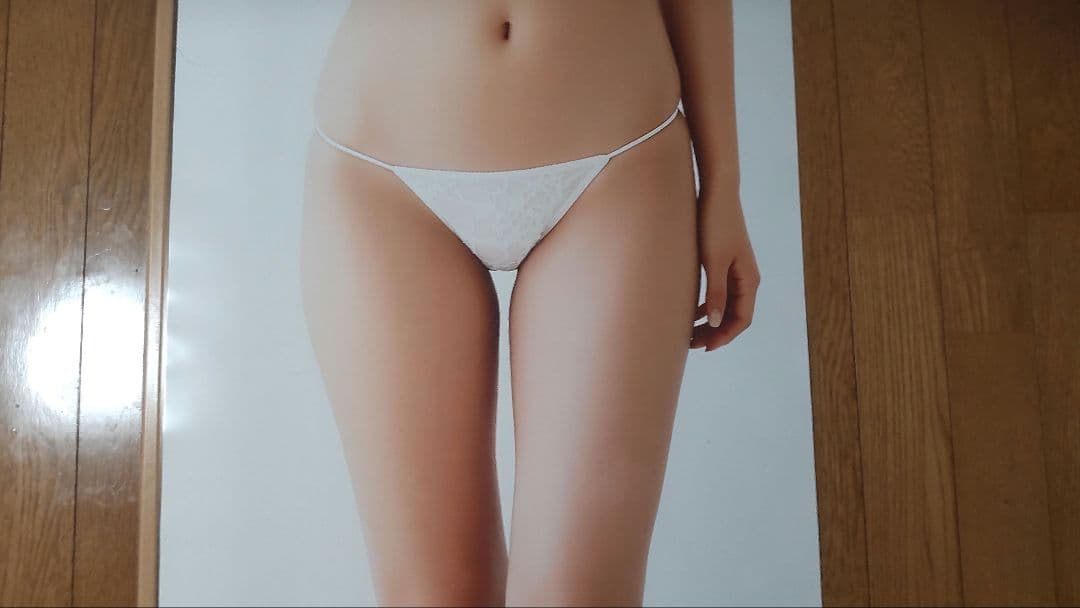 吉木りさ 等身大ポスター — image 4