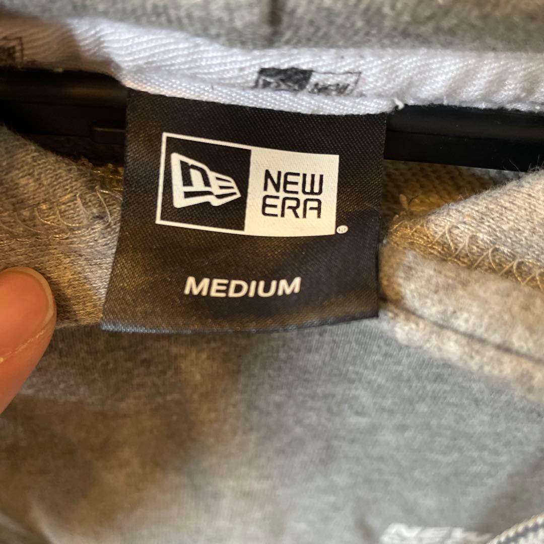 NEW ERA プルオーバーパーカー グレー — image 4