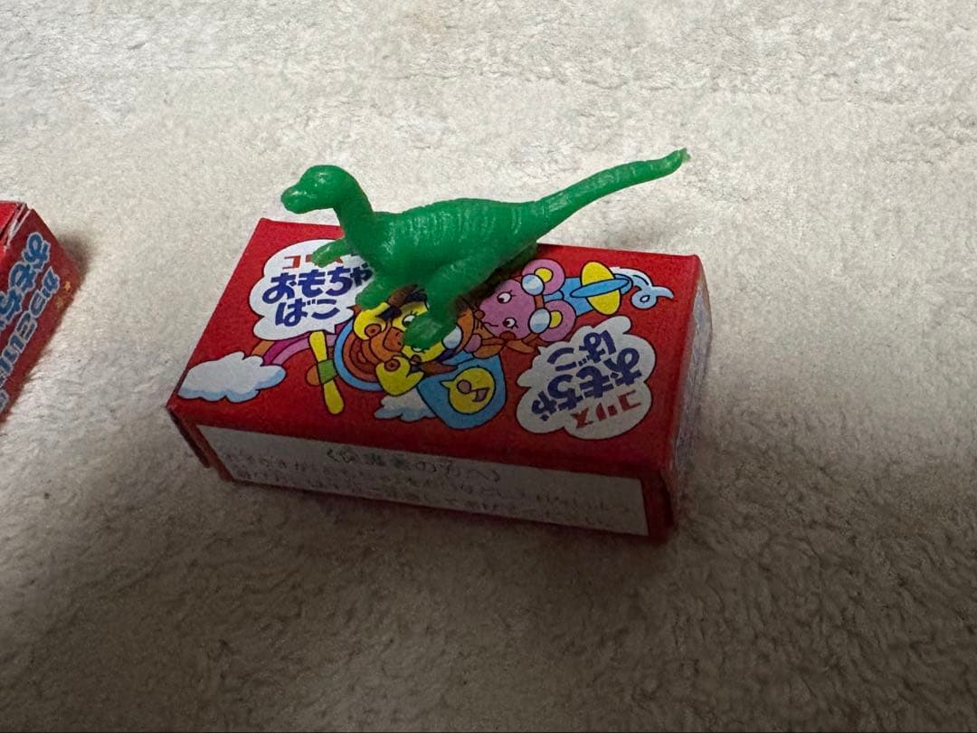 コリス　フエラムエのおもちゃばこ　かっこいい系　コマ　恐竜　フィギュア　おまけ — image 4