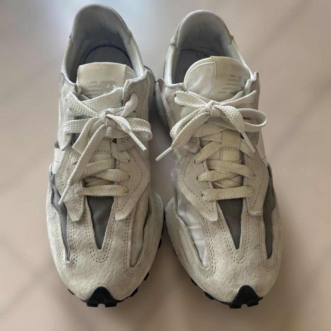 New Balance 327 スニーカー ホワイト グレー — image 2