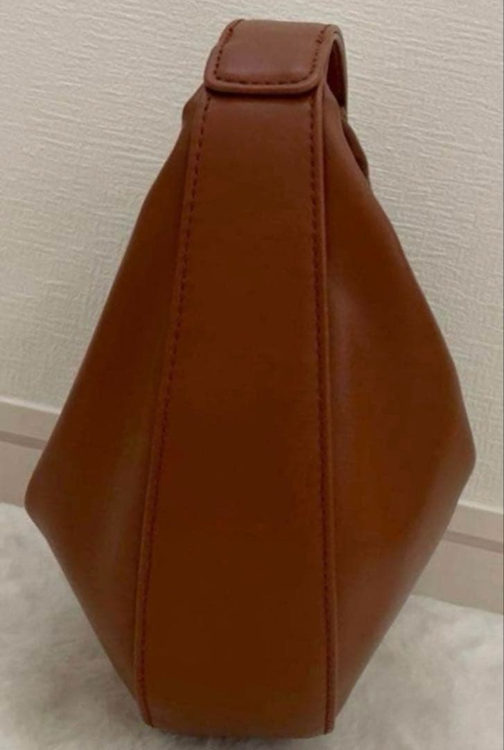 【美品】 TOPKAPI EFOLE ブラウン 合成皮革 ハンドバッグ — image 3
