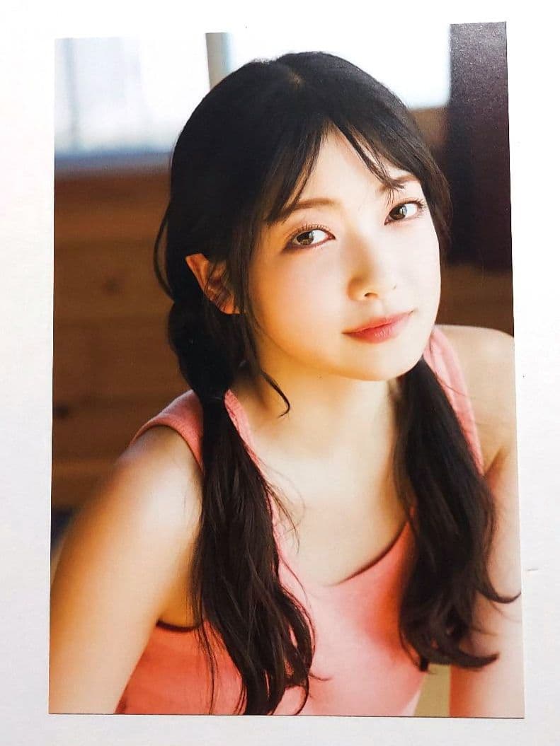 【初版 帯付 ポストカード付】櫻坂46 大園玲1st写真集 半分光、半分影 — image 3