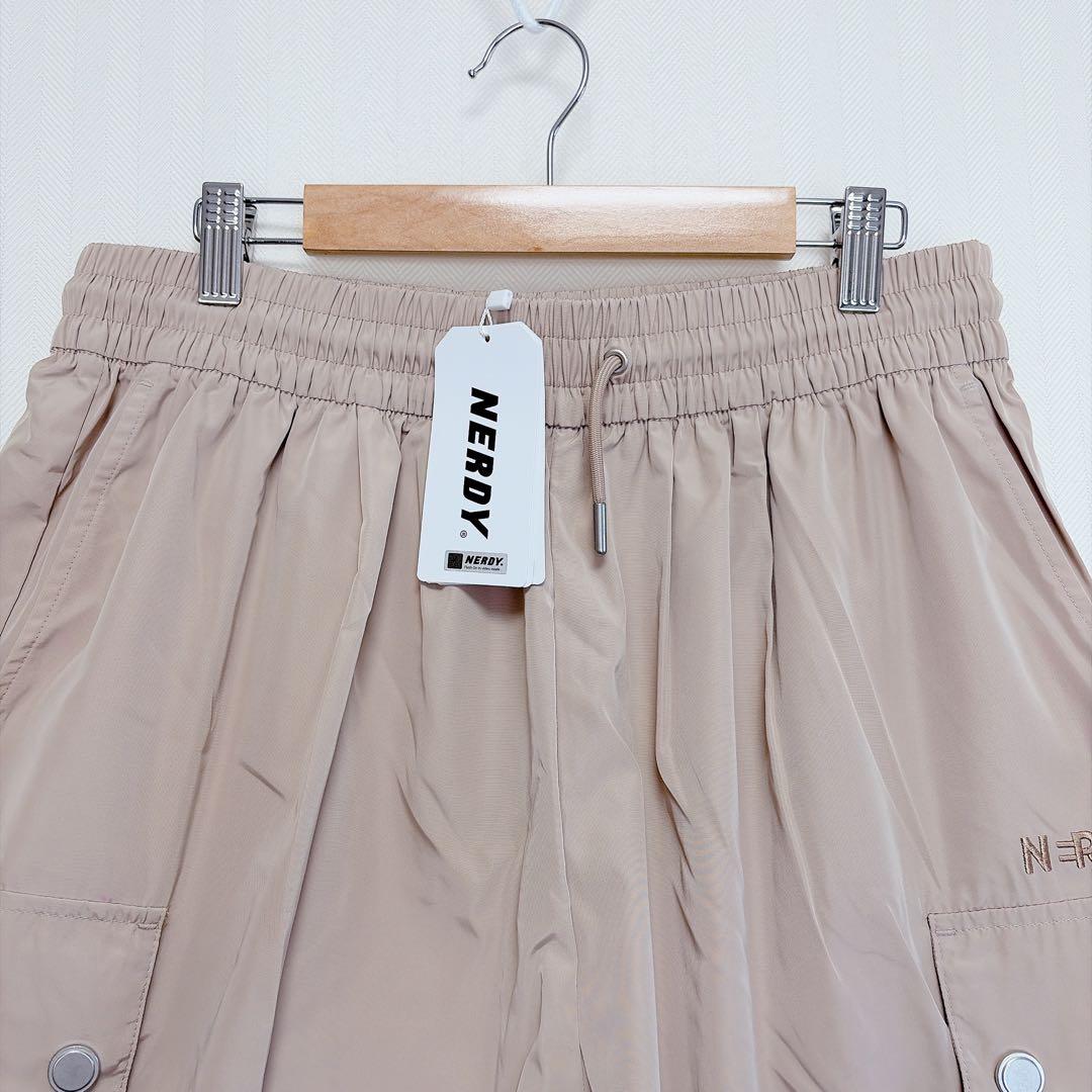 新品【韓国ブランドNERDYカーゴパンツ】 ハーフパンツ/ノルディ/男女兼用 — image 4