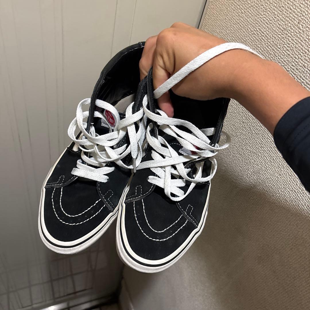 VANS Sk8-Hi ブラック ホワイト ハイカット スニーカー — image 3
