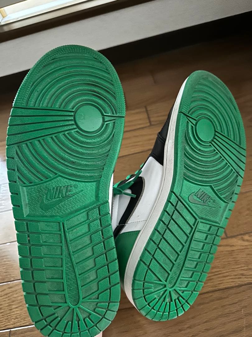 NIKE Air Jordan 1 High Green Black — image 5