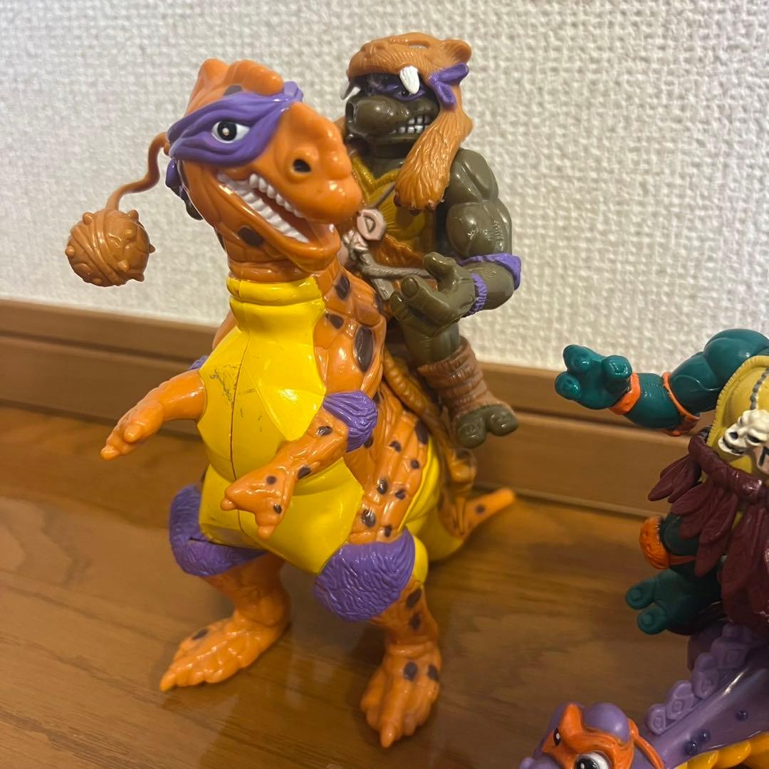 ミュータント　タートルズ　ケイブ　フィギュア2セット — image 3