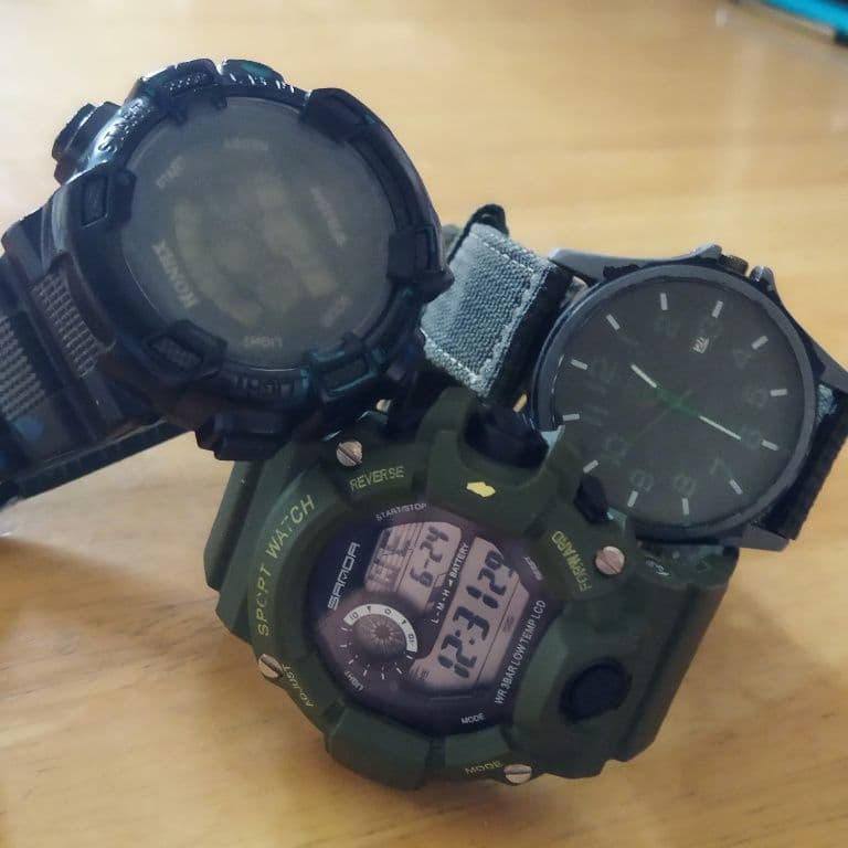 【ミリタリー風】腕時計３本セット【稼動品】 — image 2