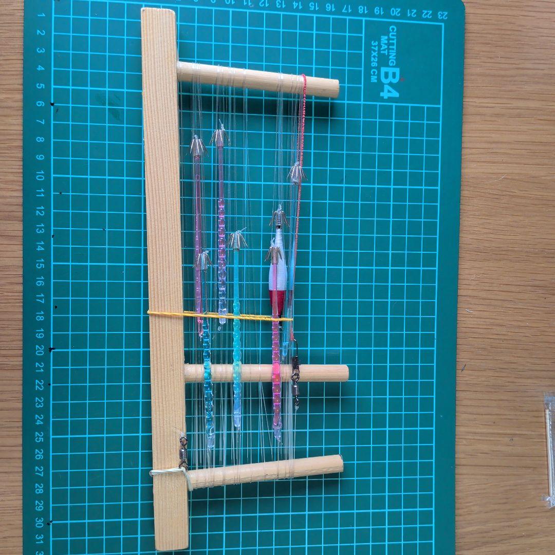 【自作】イカ釣り 仕掛セット 木製枠付き。直結2セット。おまけ中古プラヅノ10本 — image 2