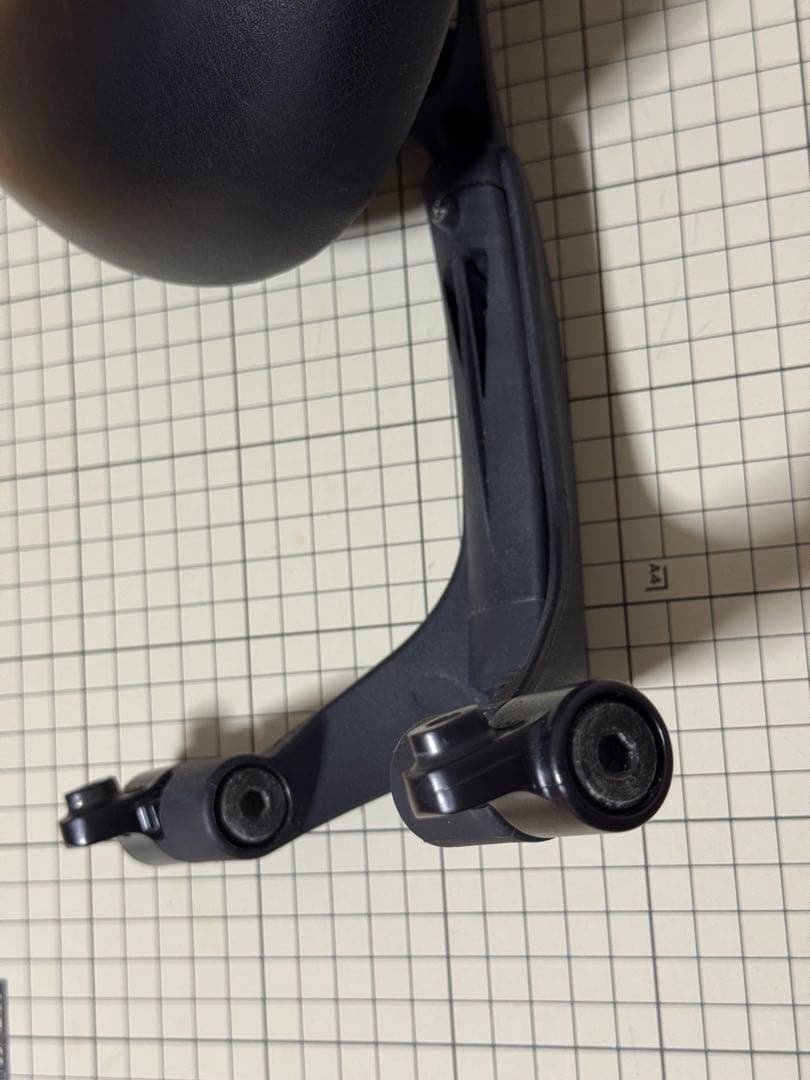 オカムラ コンテッサ 初代 小型ヘッドレスト — image 4
