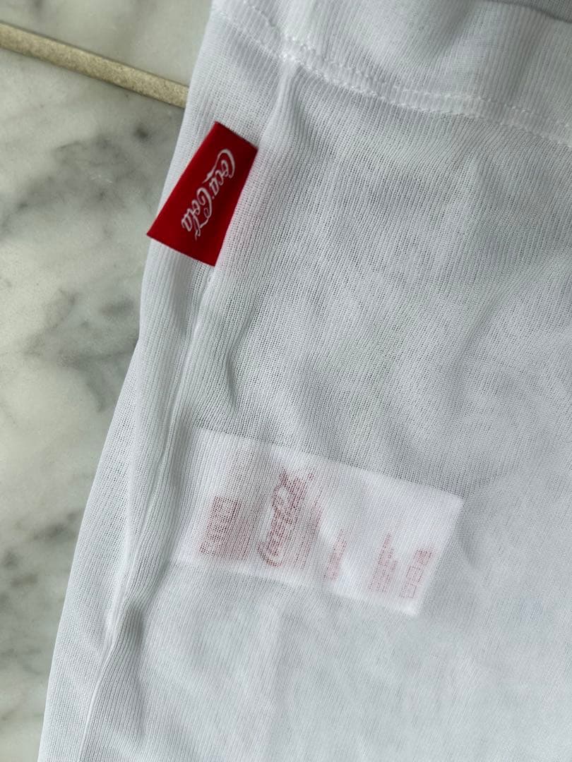 【新品未使用】KITH x Coca-Cola コラボ Tシャツ ホワイト — image 3