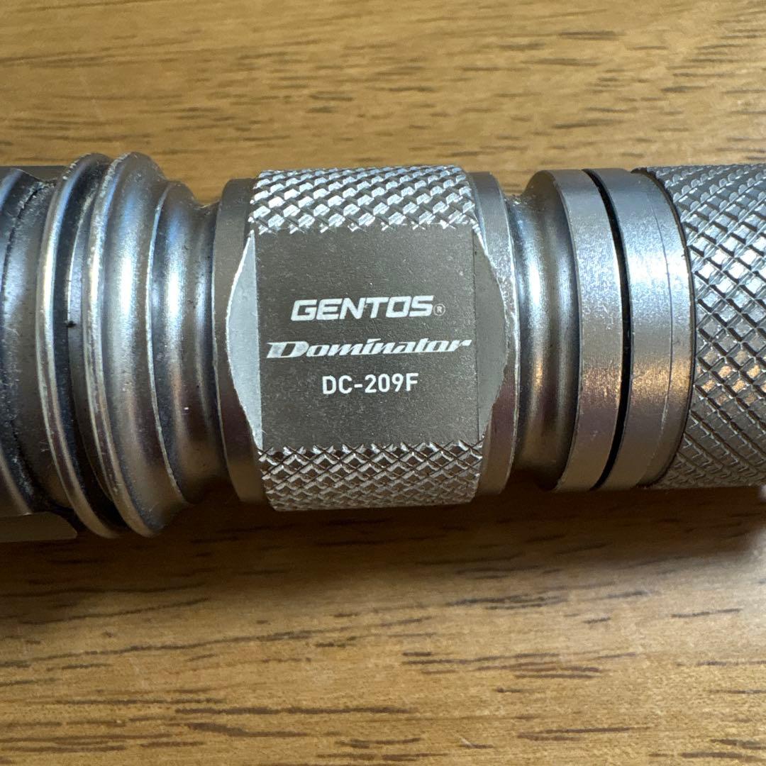 GENTOS Dominator DC-209F ハンディライト 本体 — image 2