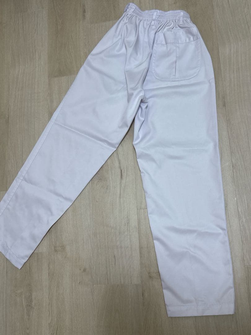 コックパンツ　ホワイト ゴムウエストパンツ バックポケット付き — image 2
