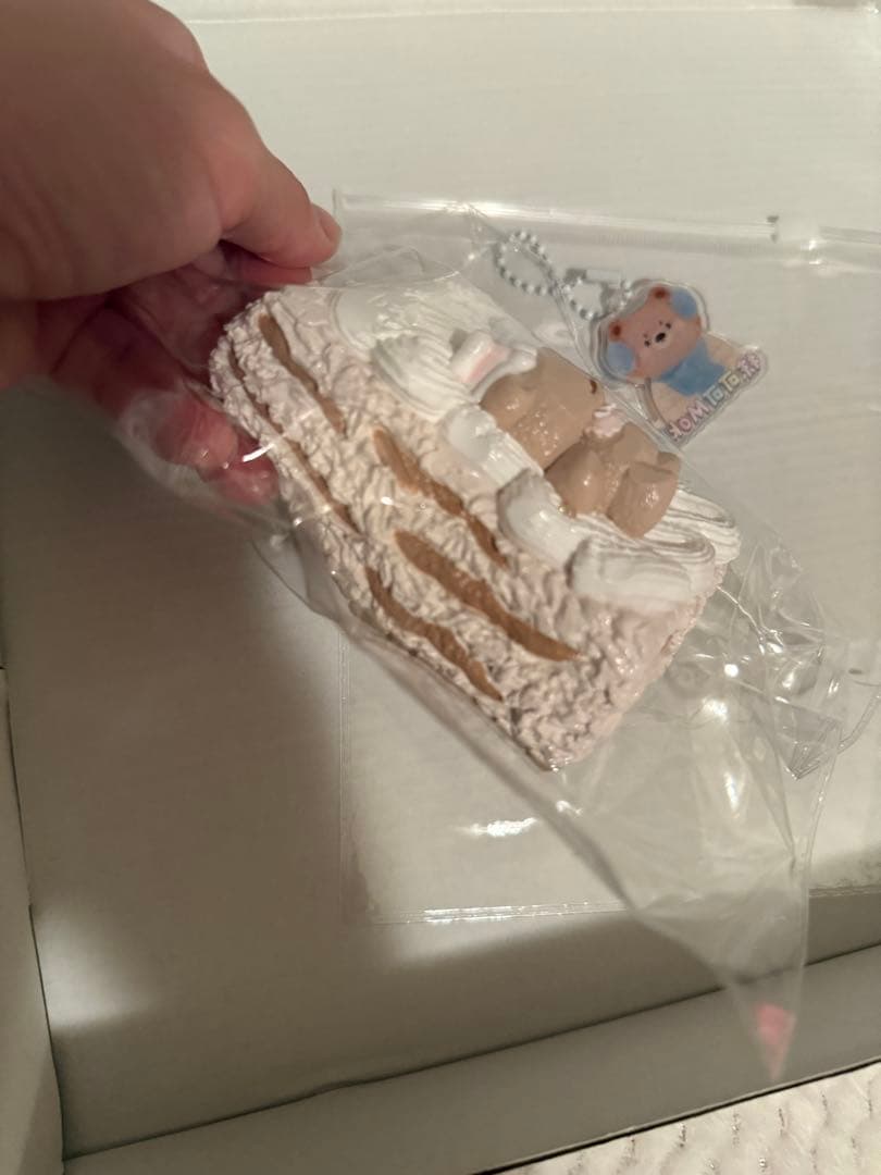MOKK スクイーズ クマちゃんケーキ — image 2