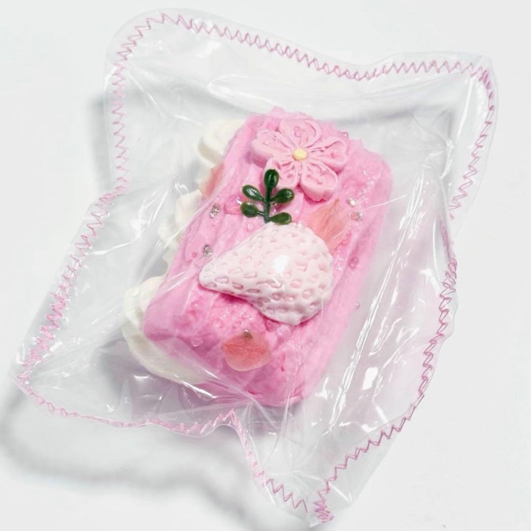 kikisquishy Sサイズ いちご ピンク サンド エクレア ぼやぼや袋 — image 2