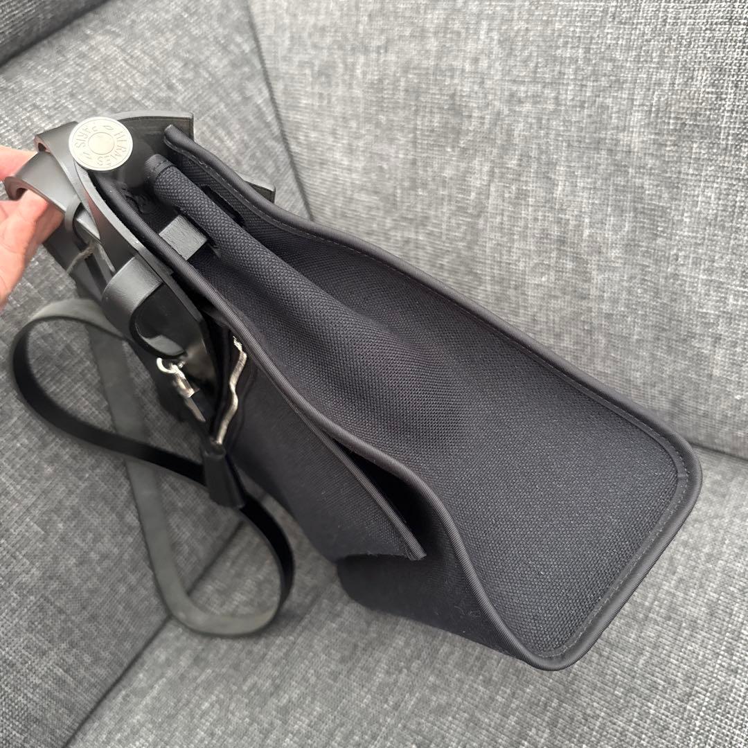 HERMES エールバッグジップ31 外縫いブラック — image 5
