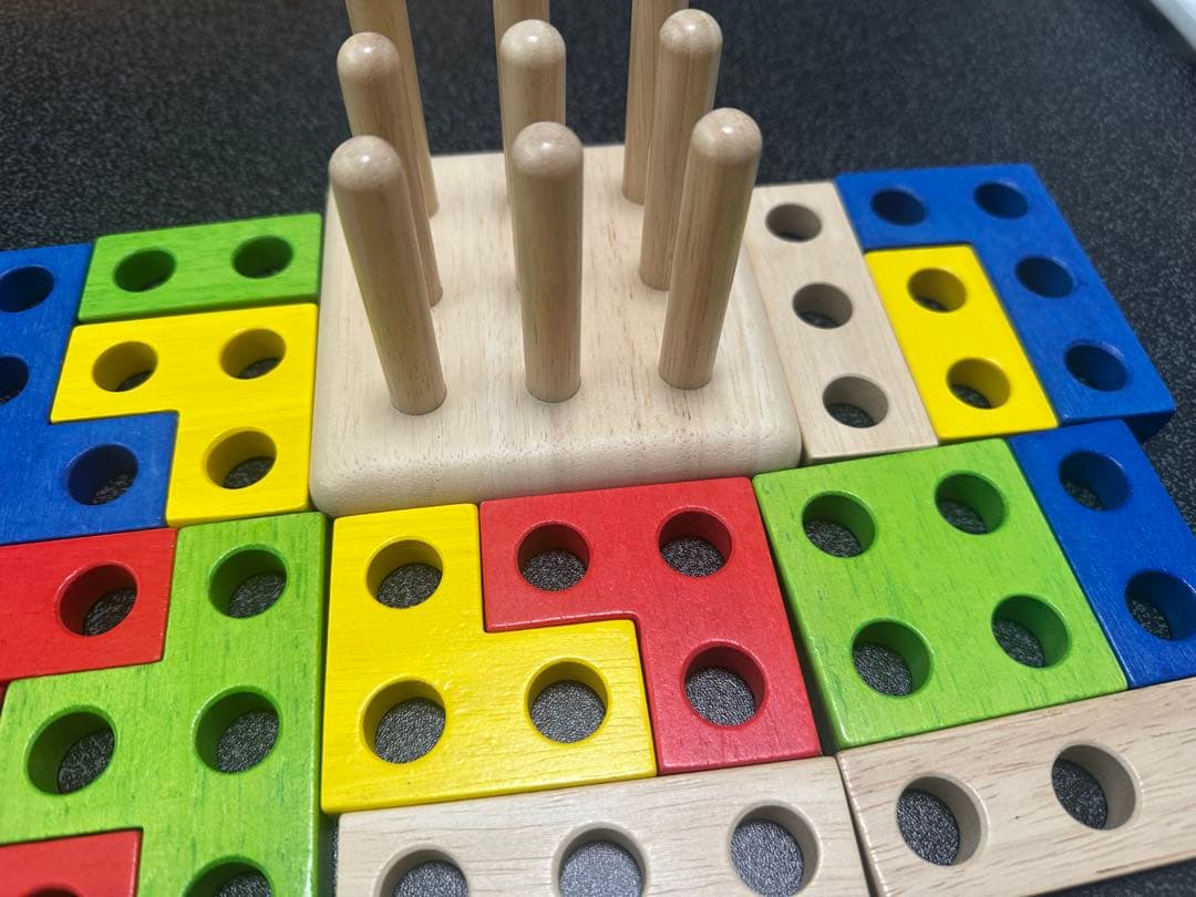 Voila Stacking Jigsaws 知育玩具 木製パズル — image 4