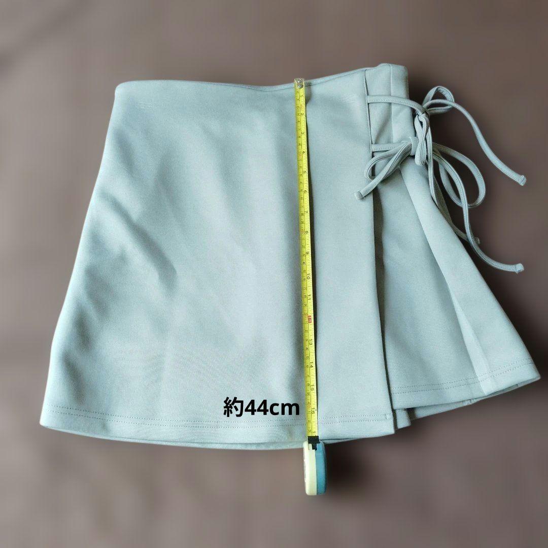 新品未使用　ミニスカートストレッチ素材　グレー — image 2
