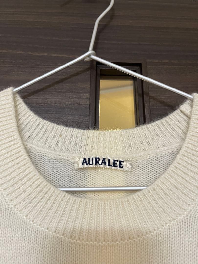 AURALEE クルーネックニット オフホワイト — image 2