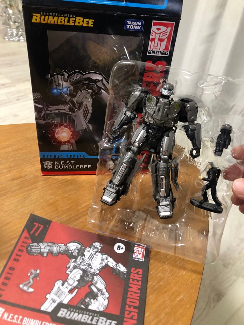 スタジオシリーズ N.E.S.T バンブルビー 77 — image 3
