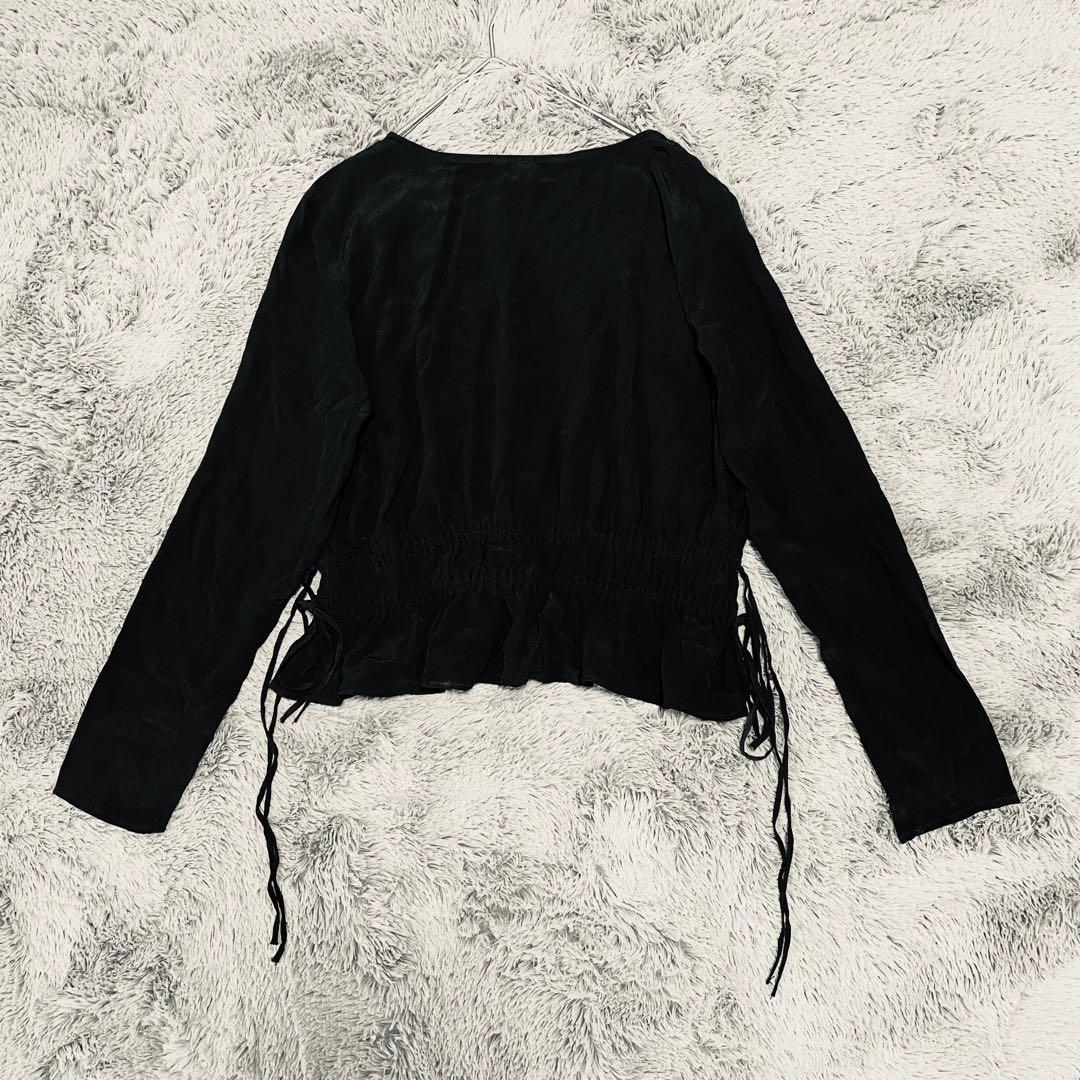 【H&M】ブラウス（38p）黒 Vネック — image 2