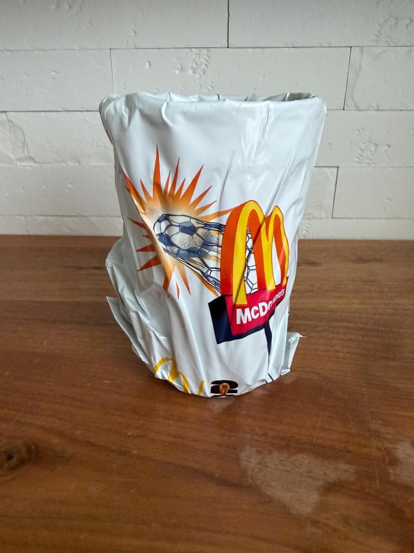 マック W杯コラボカップ 3個セット アンリ ベッカム グリマス — image 4