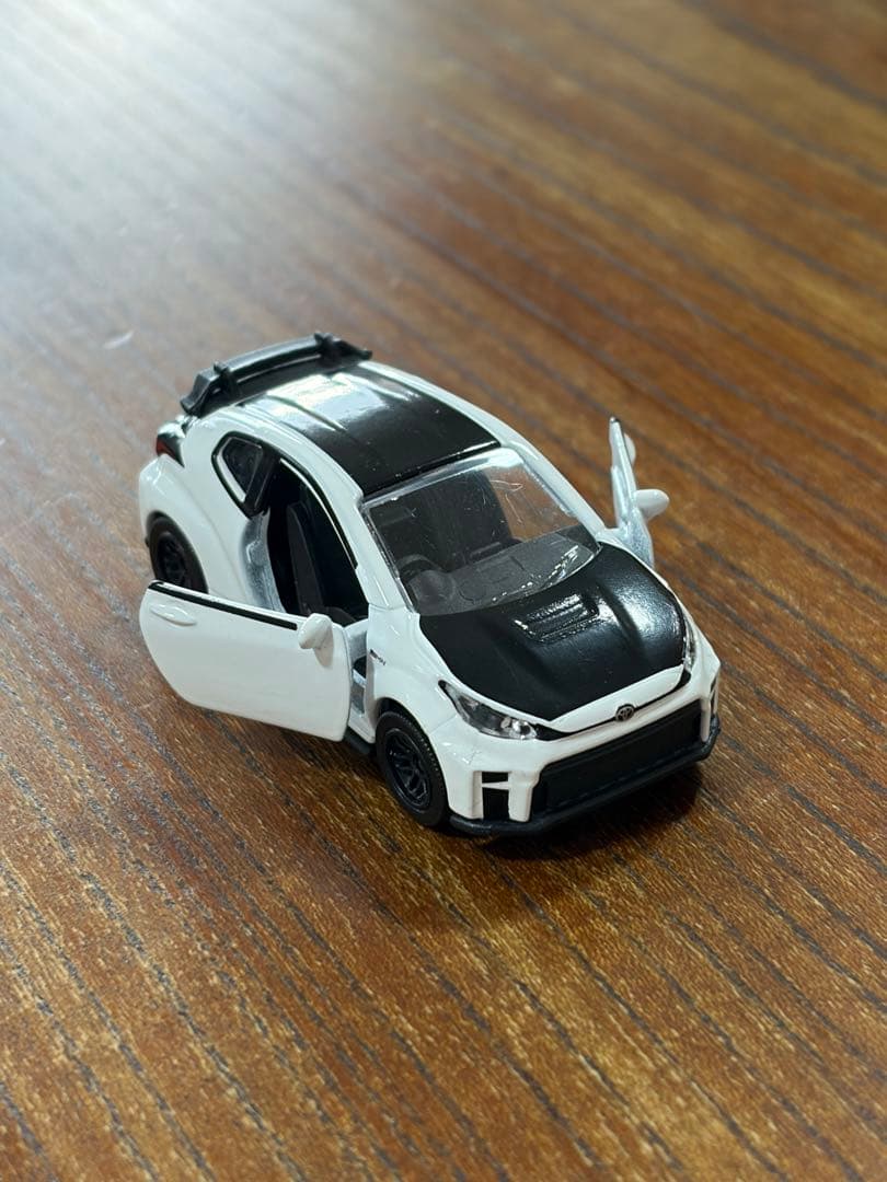 マジョレット　トヨタ　GRヤリス　新品未使用 — image 4
