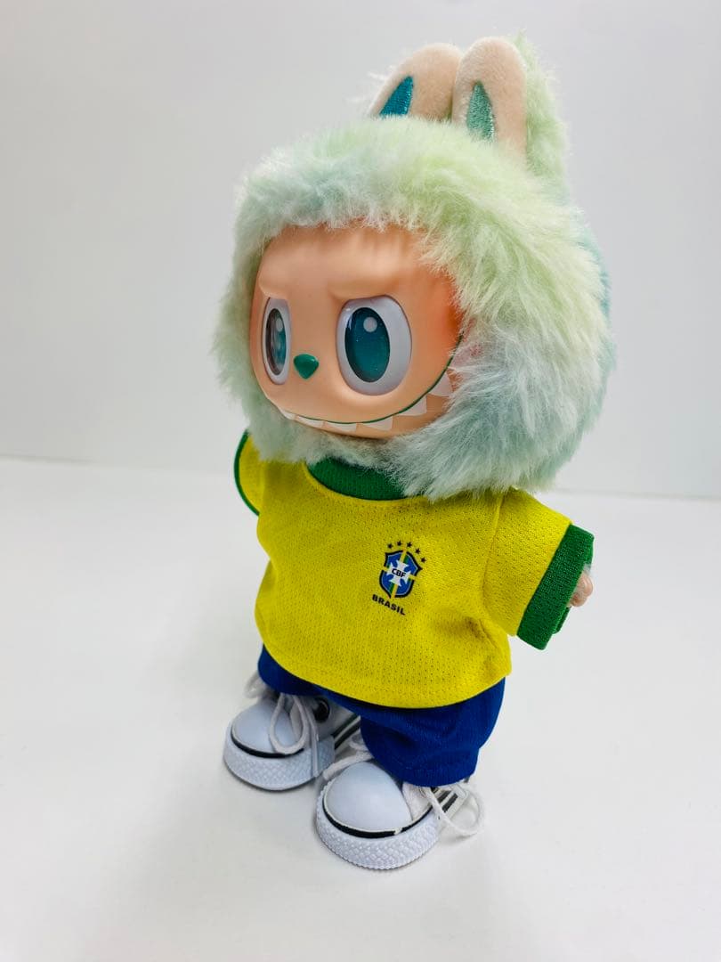 ラブブぬいぐるみ服 3点セット ブラジル サッカーユニフォーム 靴付き 17cm — image 4