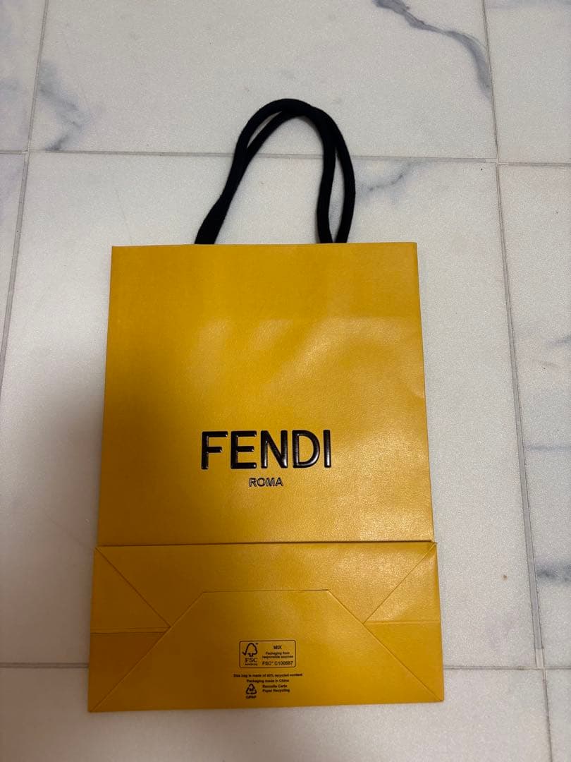 FENDI ショッパー — image 2