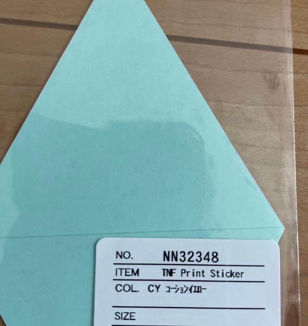 新品未開封品ノースフェイスコーションステッカー早いもの勝ち‼️ — image 2