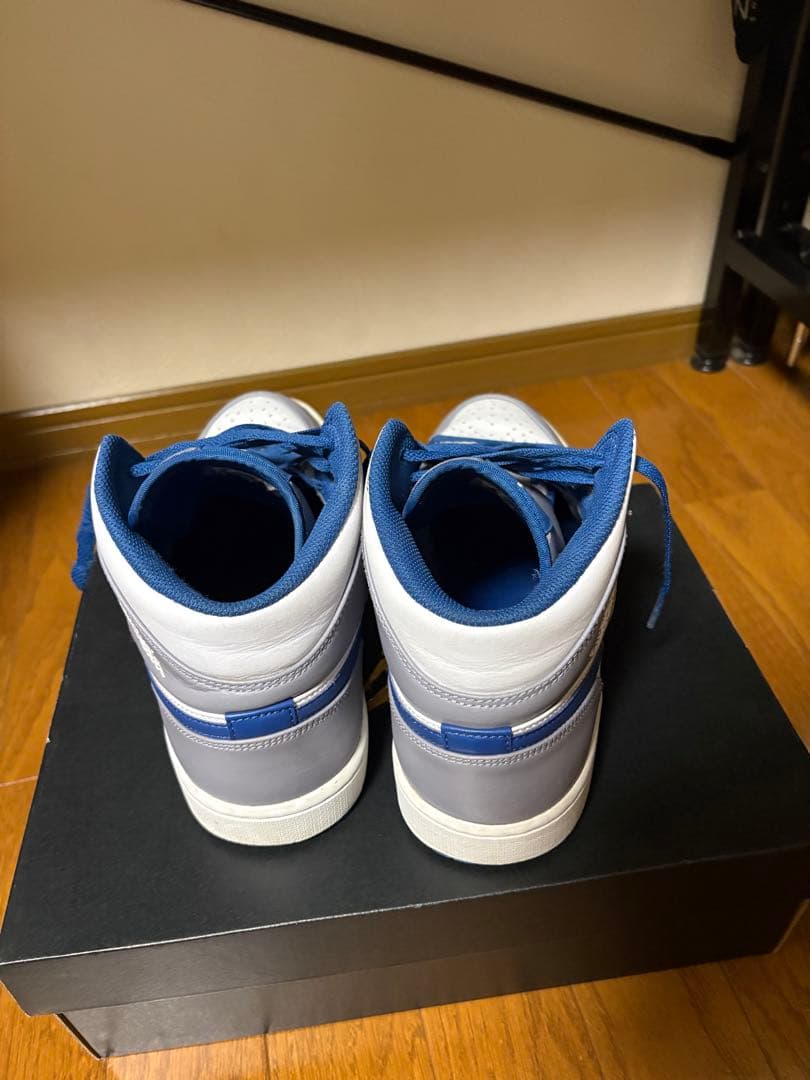 Air Jordan 1 Mid "True Blue 箱付き — image 3
