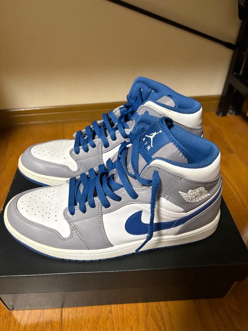 Air Jordan 1 Mid "True Blue 箱付き — image 4