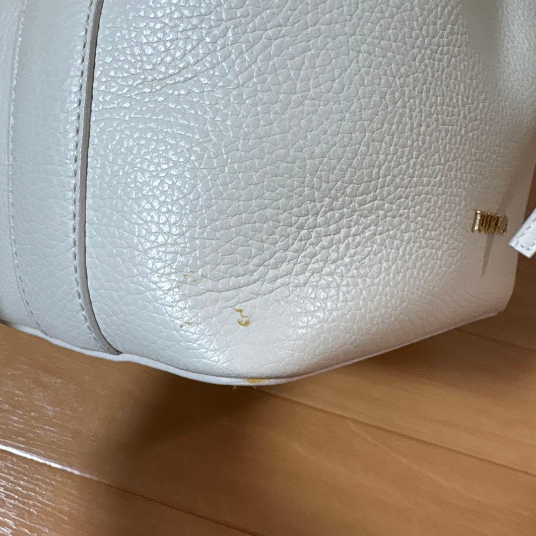 FURLA 巾着型 ハンドバッグ ホワイト — image 5