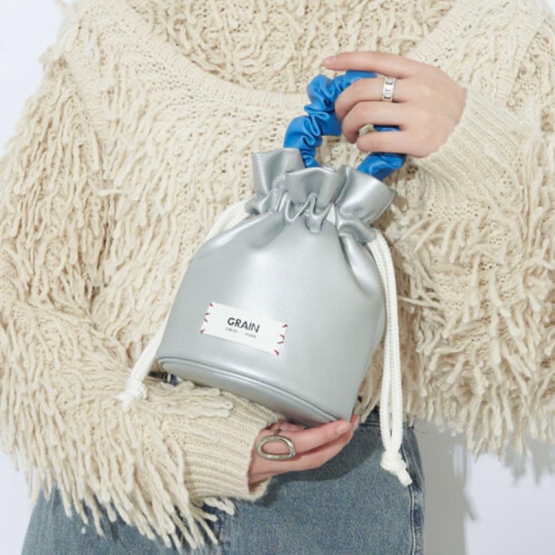 【新品タグ付】GRAIN グレイン ギャザーハンドル巾着ラウンドバッグ シルバー — image 2