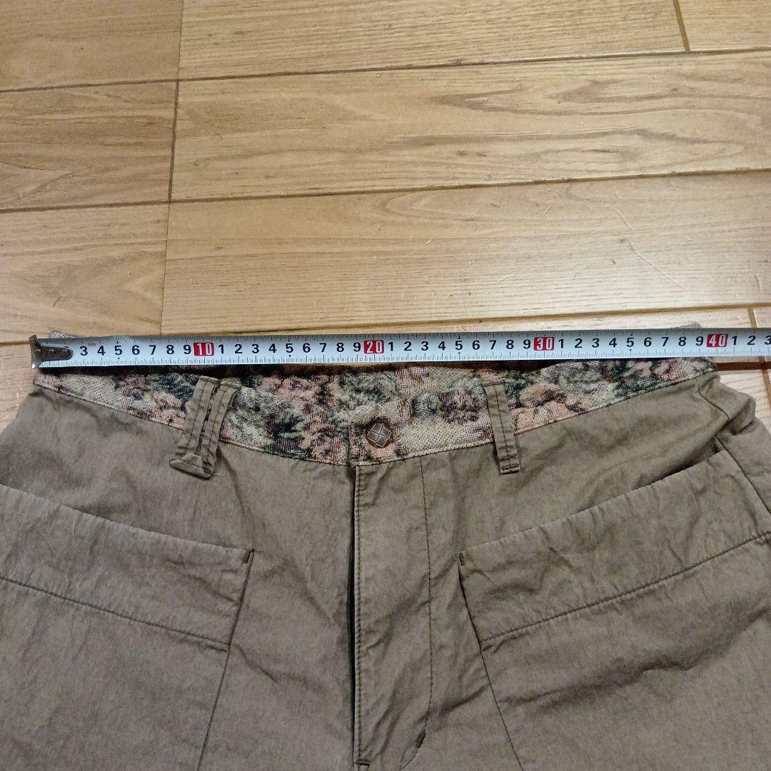 ＶＯＯ ベージュ ショートパンツ ハーフパンツV刺繍Sサイズ — image 5