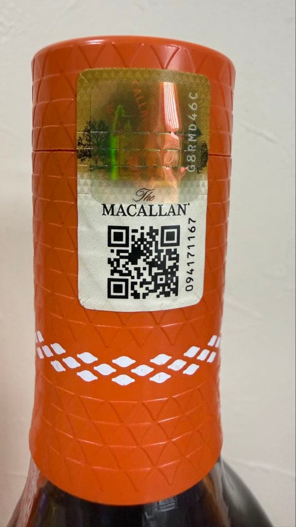 【新品・未開栓・箱付】マッカラン 18年 カラーコレクション 700ml — image 3