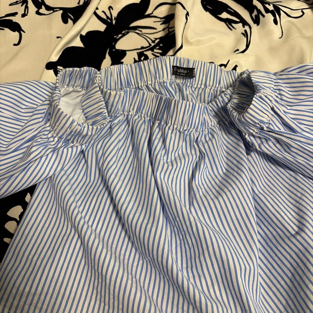 Bershka オフショルダー ストライプ トップス — image 2