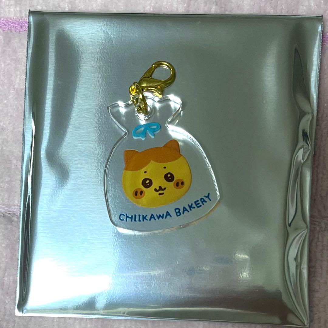 ちいかわベーカリー　トレーディングミニアクリルチャーム　ラッコ　ハチワレ — image 3