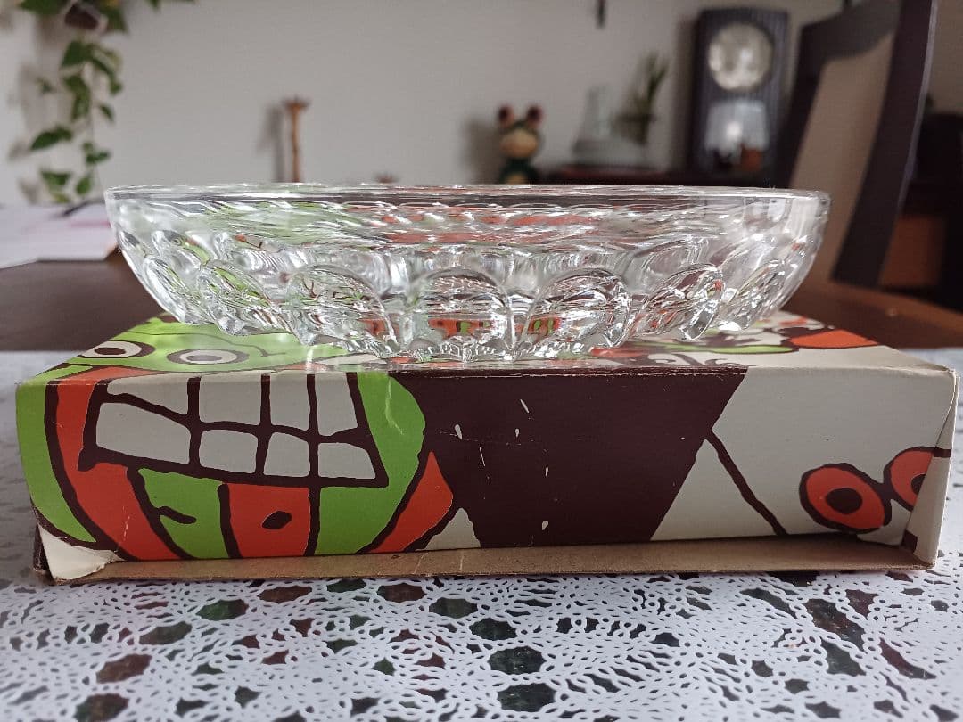 送料無料 ☆ミスタードーナツ☆　ガラス製皿 刻印Doulton　レトロ — image 3