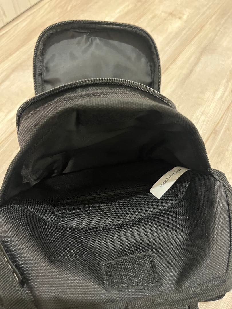 Nicolas レッグバッグ ブラック — image 4