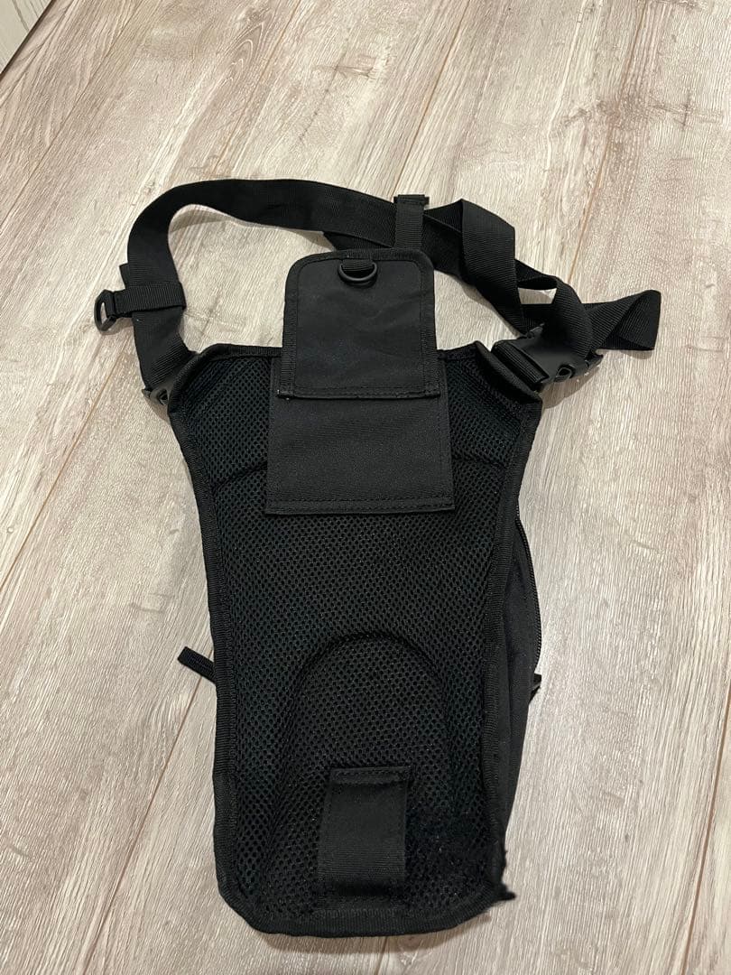 Nicolas レッグバッグ ブラック — image 5