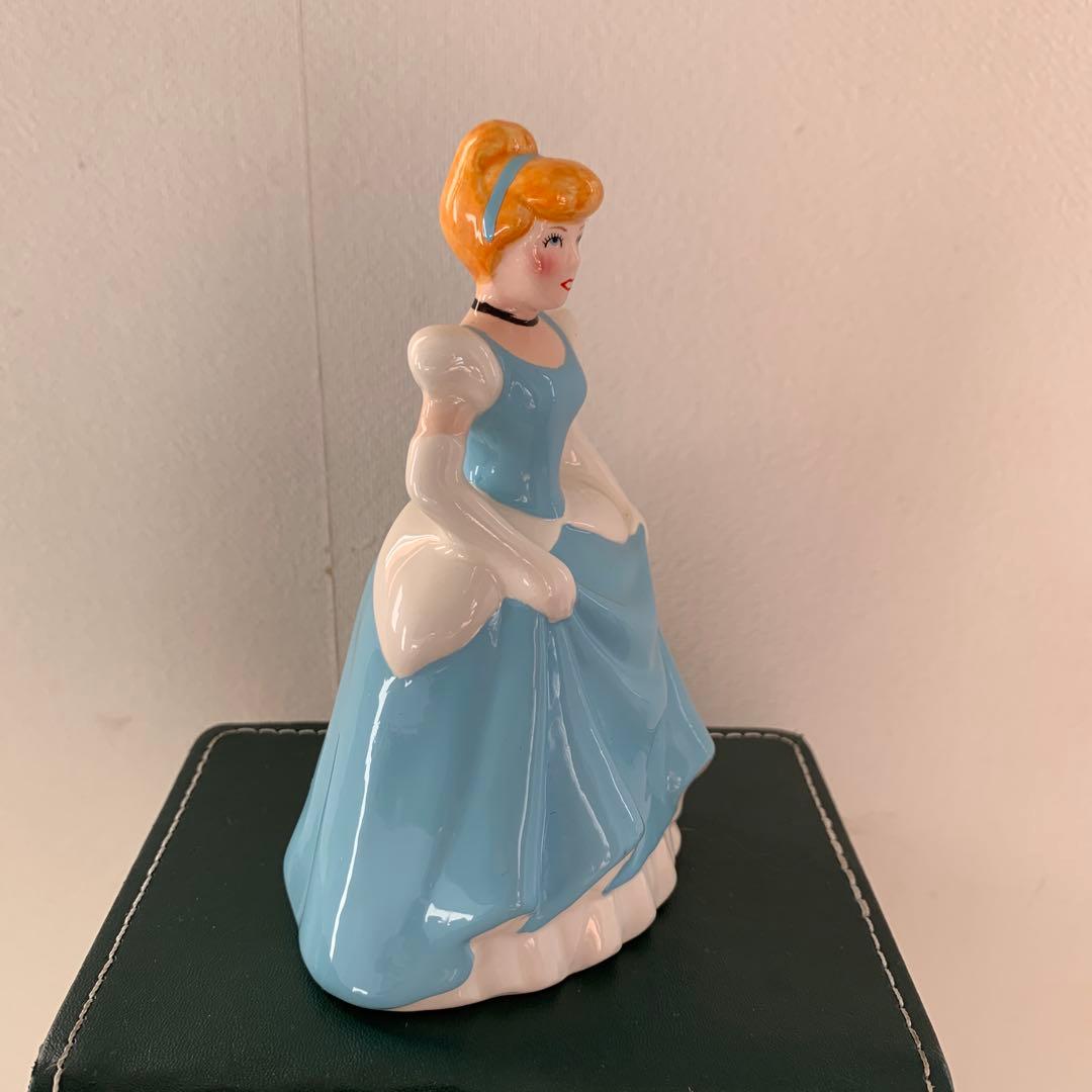 ♡レア♡ディズニープリンセス シンデレラ 陶器フィギュア ディズニーストア — image 4