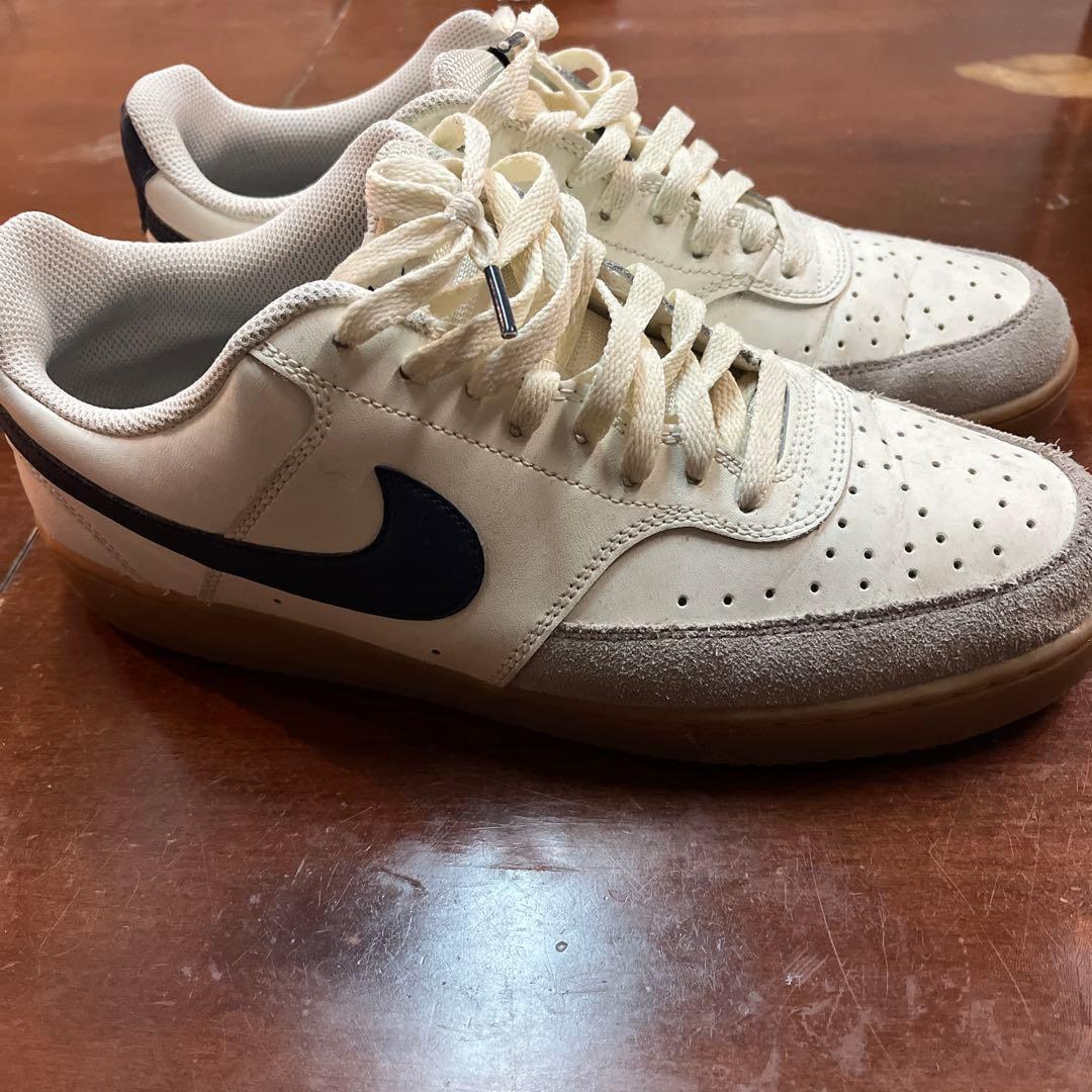 Nike スニーカー ホワイト/グレー/ネイビー — image 2
