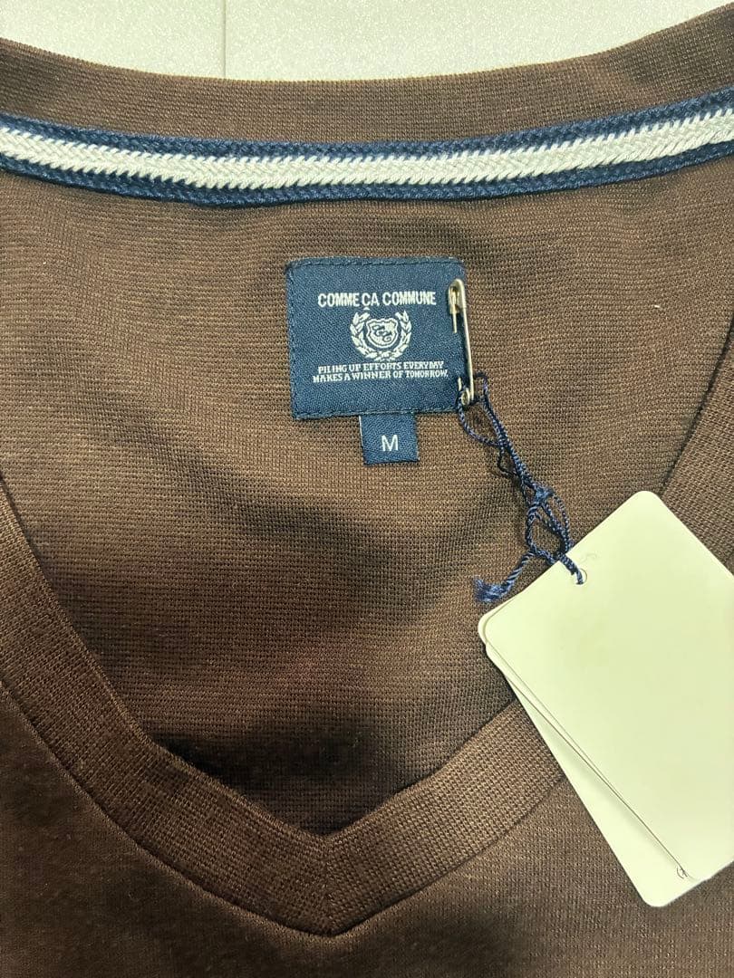 【新品】コムサコミューン　Vネック Tシャツ ブラウン 無地 — image 4