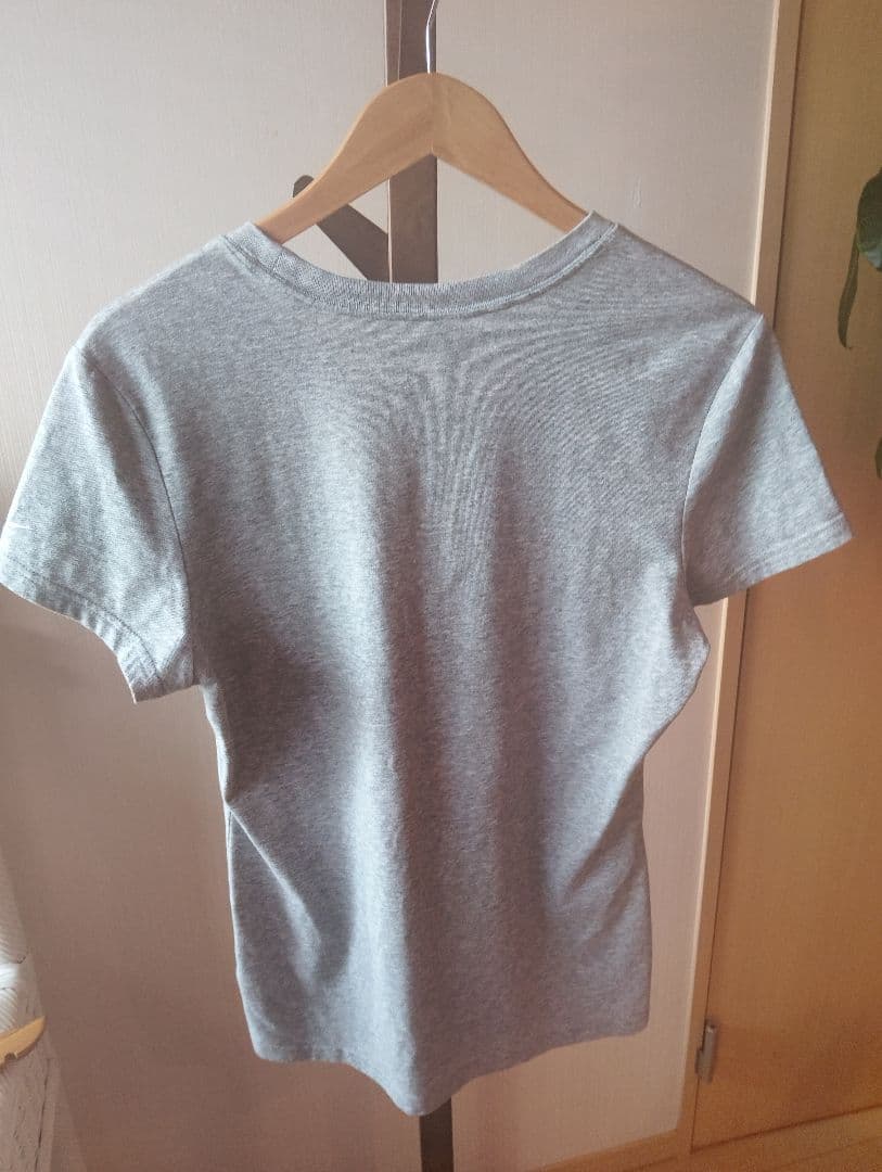NIKE TRUE LOVE 半袖Tシャツ グレー 白パンツ 2点セット — image 3