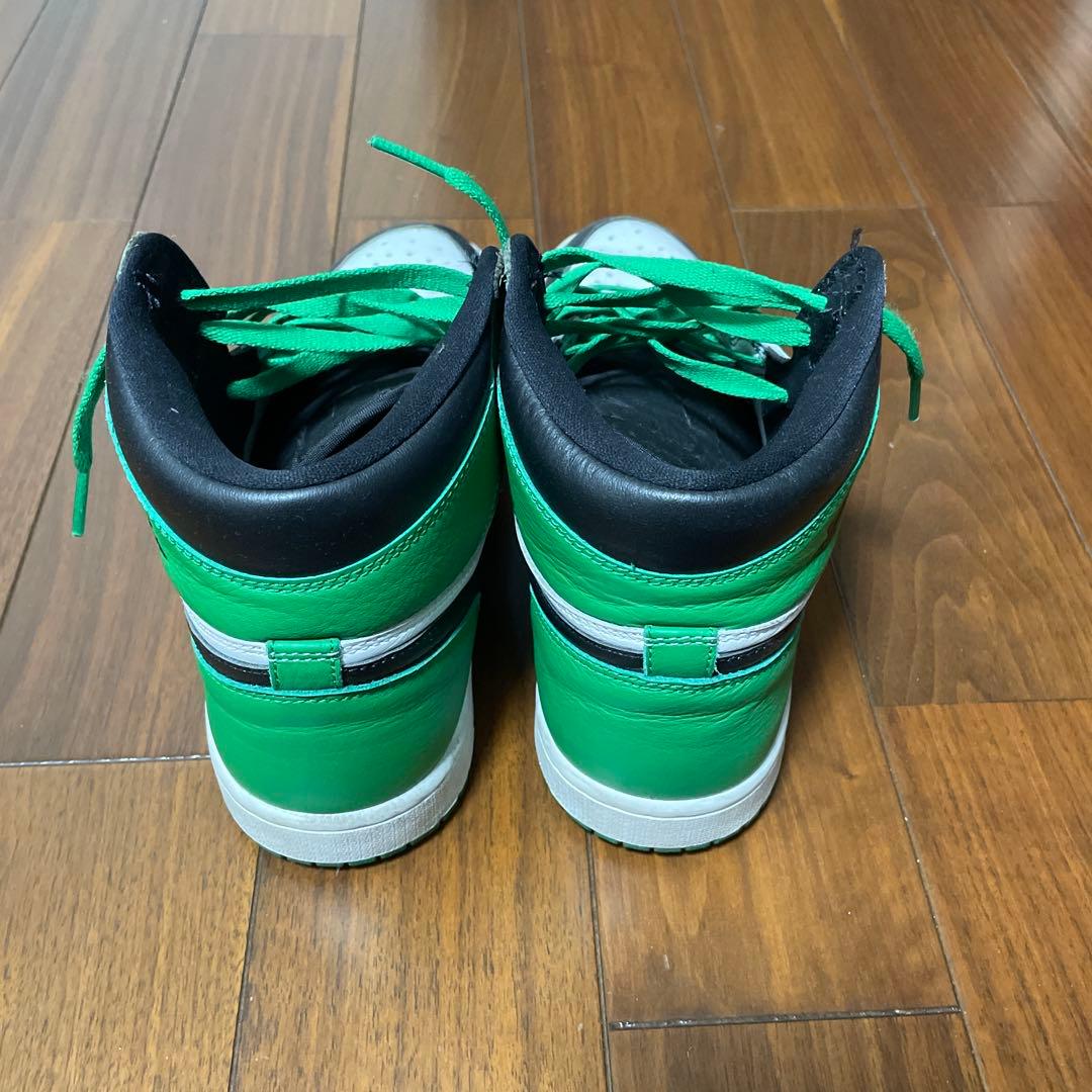 NIKE Air Jordan 1 High OG Green — image 3